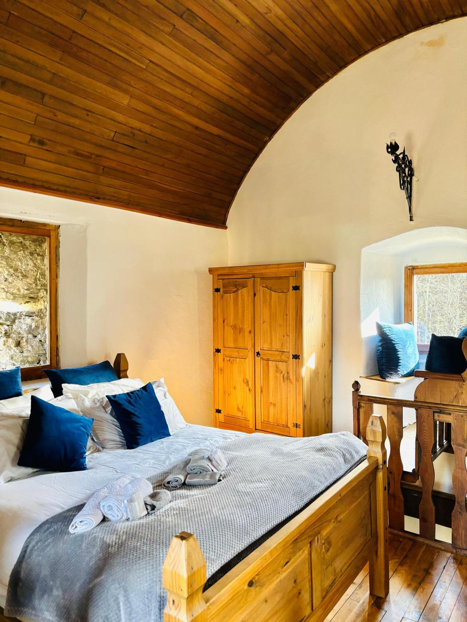 Foppoli Castle, Private 11Th Century Fortress With Panoramic View, Sauna And Hot Tub Overlooking The Valtellina Mazzo di Valtellina Экстерьер фото